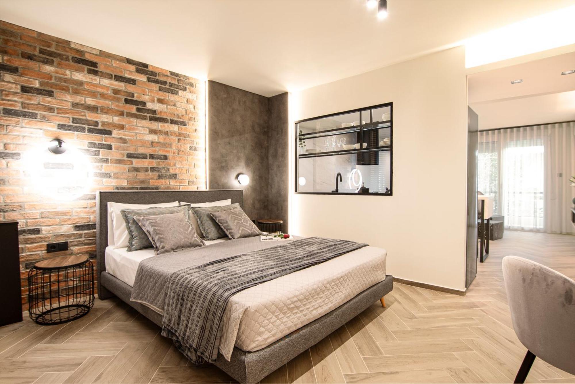 Almasi Luxury Suites Marquise 亚历山德鲁波利斯 外观 照片